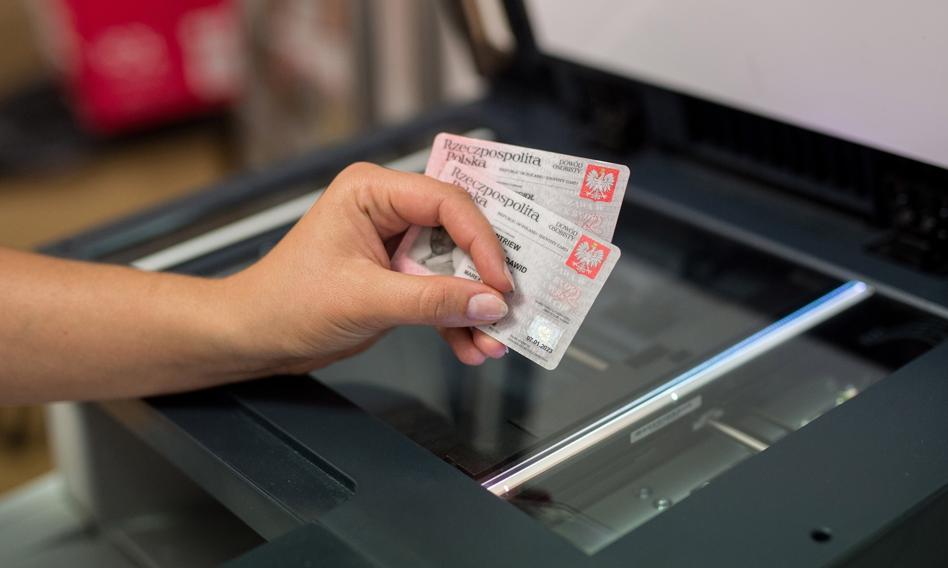 Banki skorzystają z rejestru dowodów osobistych. Jest podpis prezydenta