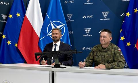 Szef MON: przemysł zbrojeniowy ma być kołem zamachowym polskiej gospodarki