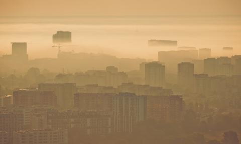 Alert RCB w 5 województwach. Ekstremalny smog uderza w Polskę
