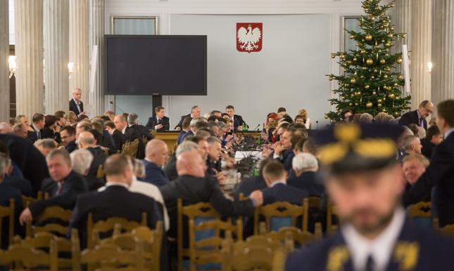 Sejm uchwalił budżet na 2017 rok