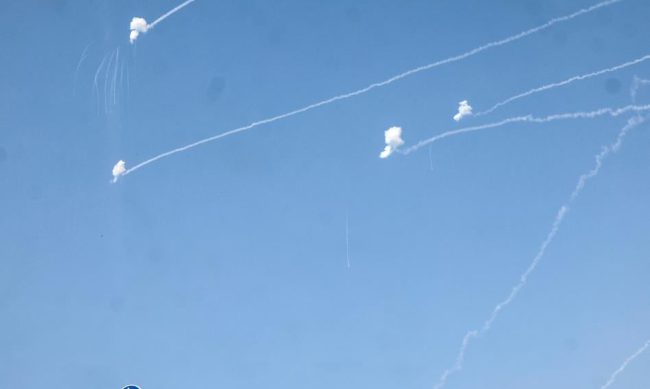 Hezbollah wystrzelił na północ Izraela160 rakiet. Ten odpowiedział nalotami