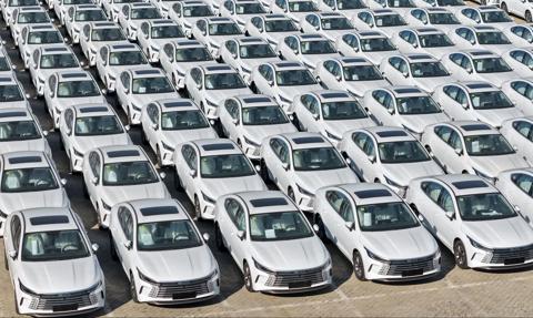 Chiński gigant podbija Europę. BYD idzie po ponad 5 mln sprzedanych aut
