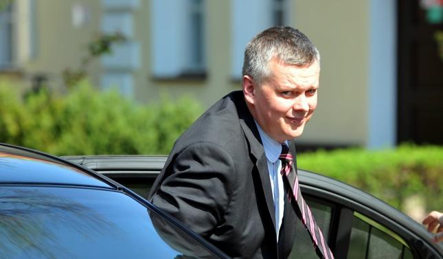 Z tymi ustaleniami nie zgadza się wicepremier i szef MON Tomasz Siemoniak