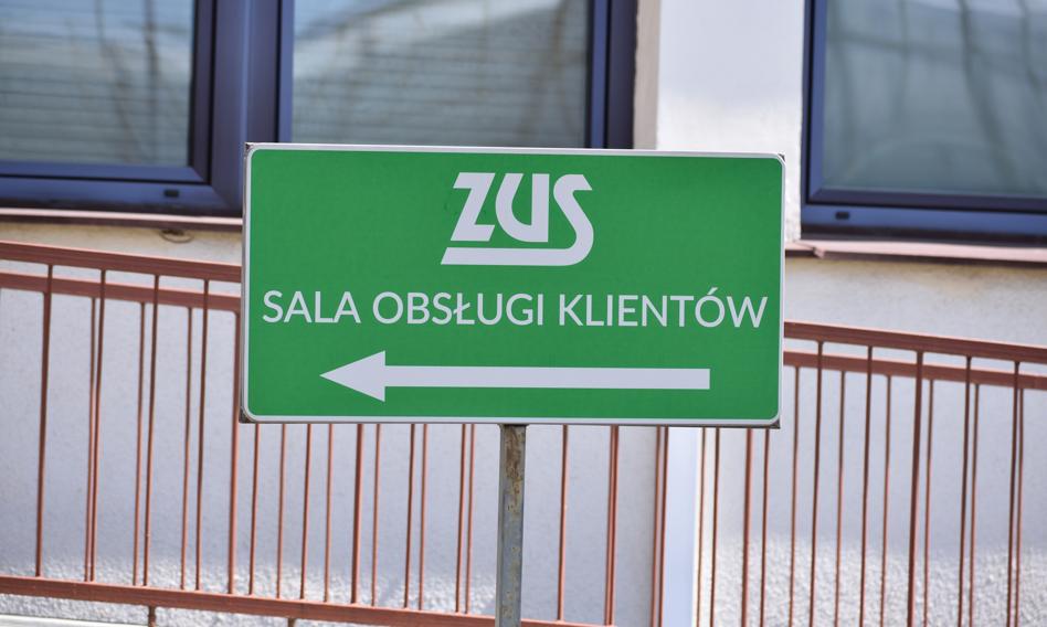 Masz nadpłatę składki zdrowotnej? Bez tego kroku ZUS nie zwróci pieniędzy