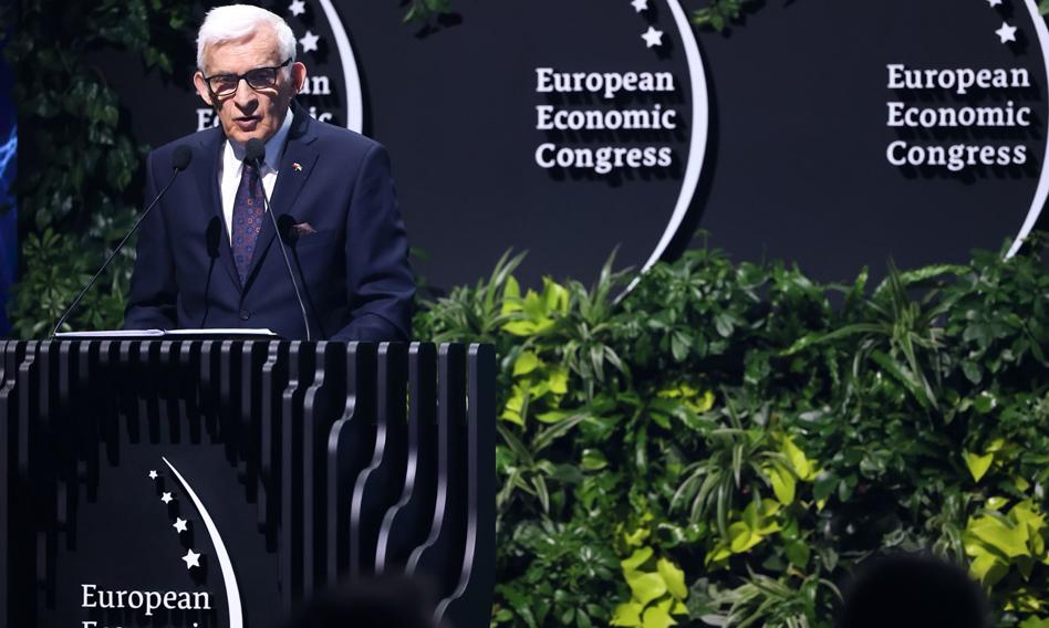 Buzek o 20 latach Polski w UE: dwa razy większe PKB, to znaczy, że jesteśmy dwa razy bogatsi
