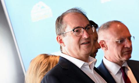 Niemcy chcą ośrodków dla migrantów poza granicami Unii. "Jesteśmy otwarci na wszystkie warianty"