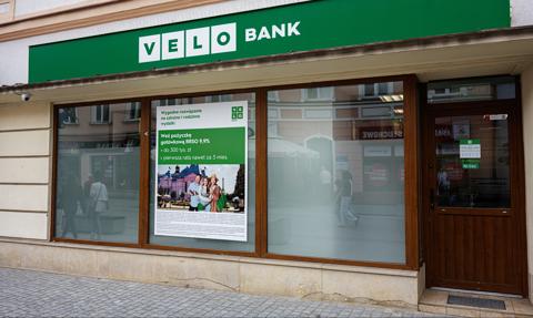 VeloBank oferuje kredyt gotówkowy z karencją. Spłata dopiero za 3 miesiące