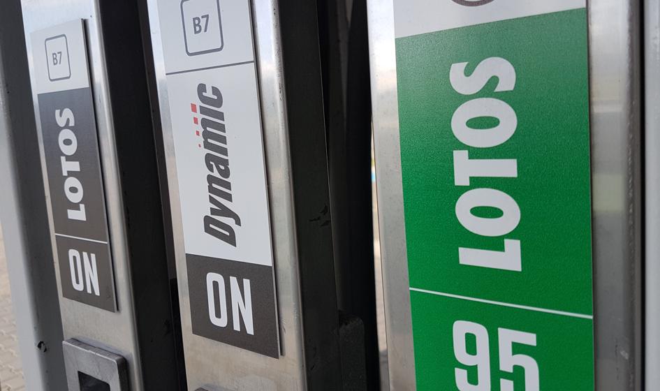 Marża na benzynie wzrosła o 125 proc. Winny nowy podatek?
