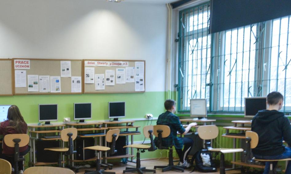 Nie tylko sprzęt, ale i wiedza. Jak mądrze korzystać z AI?