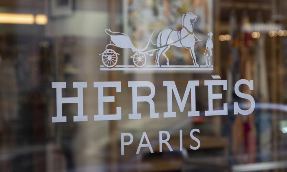Luksusowa zamiana miejsc. Hermès detronizuje LVMH po spadkach sprzedaży