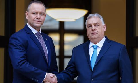 Politolodzy o wizycie prezydenta na Węgrzech: to był błąd