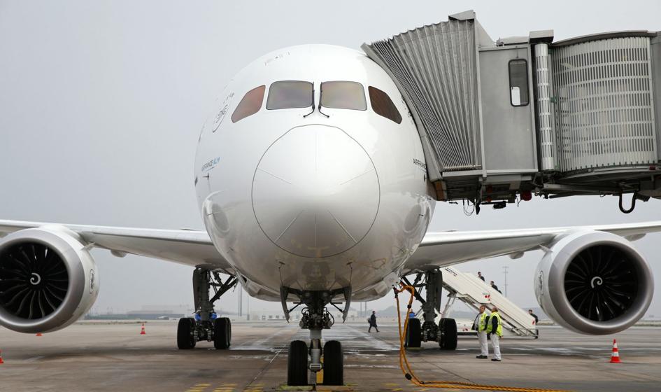 Kolejne problemy Dreamlinerów. Boeing Air India lecący do Delhi zawrócił w związku z podejrzeniem usterki