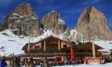 Włochy wprowadzają wymóg polisy ubezpieczeniowej na stokach narciarskich