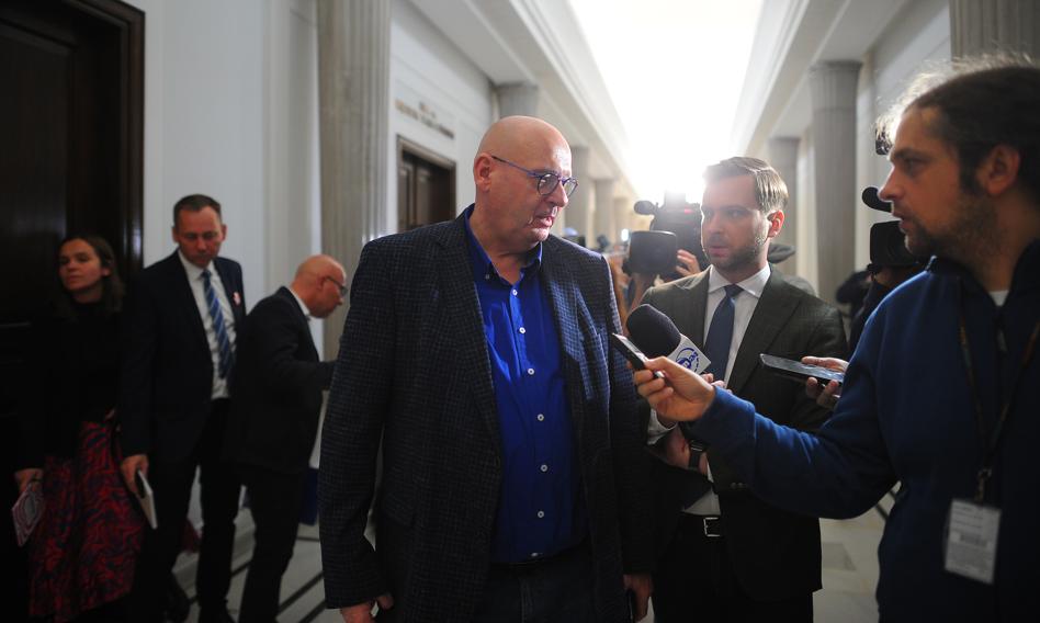 Wicemarszałek Sejmu uderza w rząd. "Jak można zaproponować pożyczki ludziom, którzy utracili dorobek życia?"