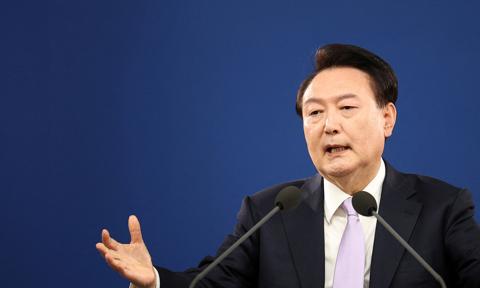 Prezydent Jun z kolejnymi zarzutami. Grozi mu dożywocie, a nawet kara śmierci