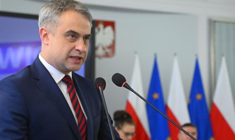 Naloty dywanowe na polską cyberprzestrzeń. Jesteśmy najbardziej atakowanym państwem