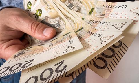 Dotacyjny przebój. Do wzięcia aż 350 mln zł. Co trzeba zrobić, aby dostać granty?