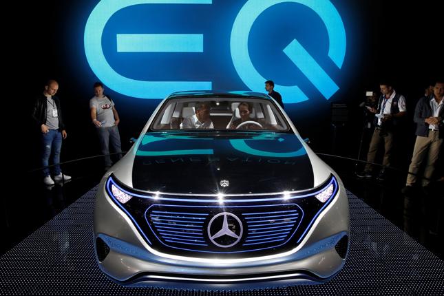 Mercedes eq