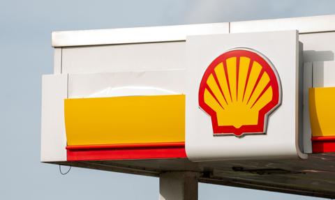 Naftowa fuzja na horyzoncie? Shell rozwa偶a przej臋cie BP