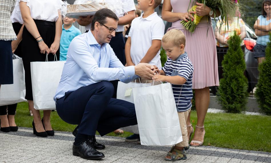 Morawiecki: "Polski ład" dla 90 proc. Polaków pozytywny lub neutralny