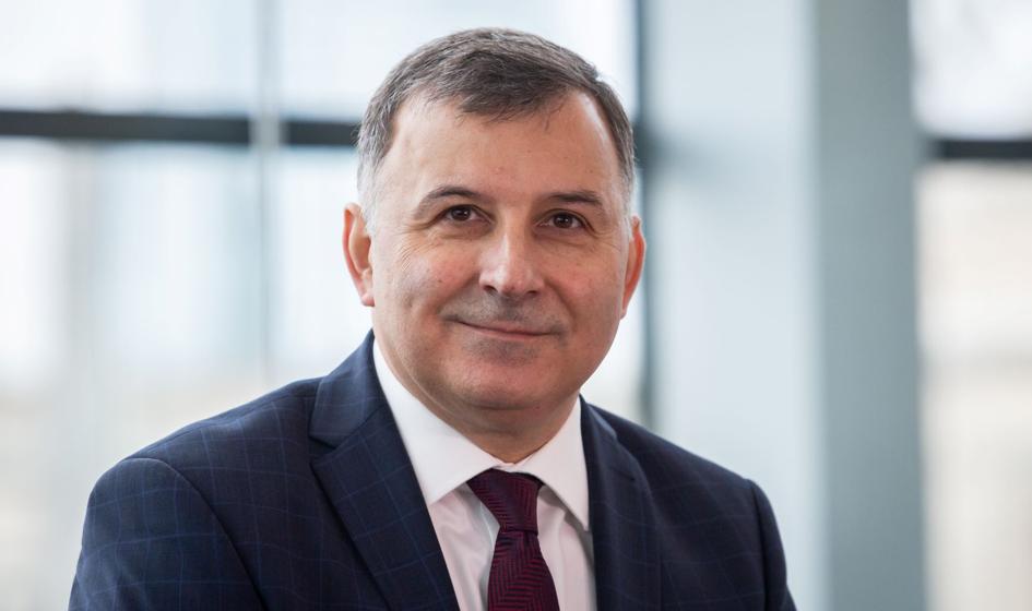 Komentarze po rezygnacji Jagiełły ze stanowiska prezesa PKO BP. "Zastał bank (za) murowany, zostawia nowoczesny"