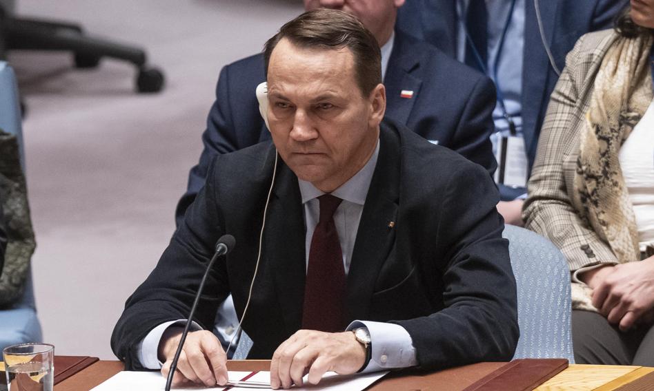 Rezolucja ONZ pokazała sojuszniczy rozłam. Sikorski: To sygnał ostrzegawczy dla USA