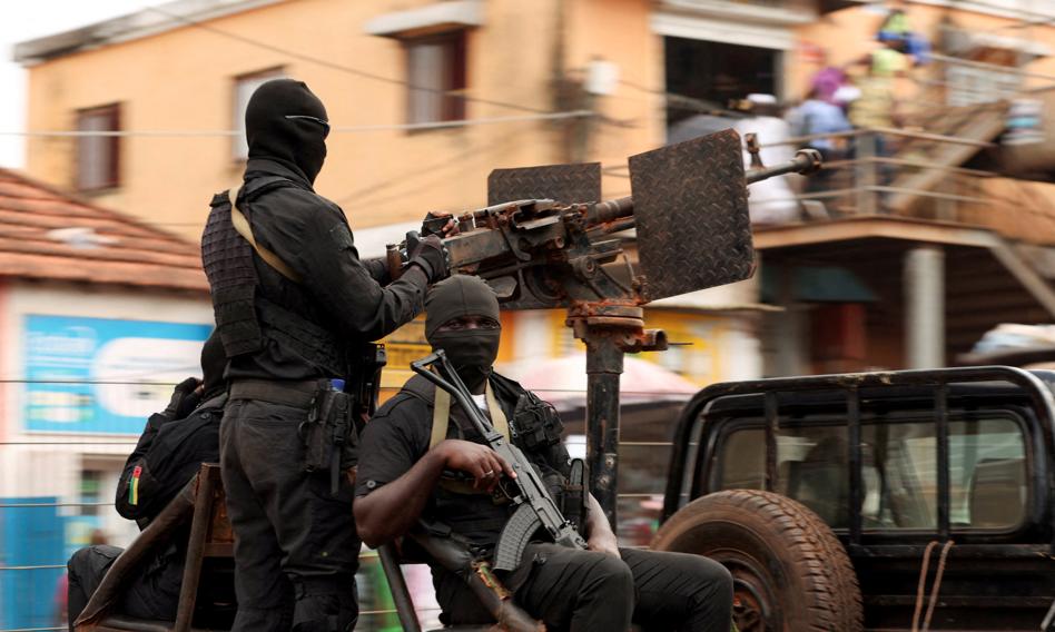 Pucz wojskowy w Gwinea Bissau. Jego przywódca zaprzysiężony na tymczasowego prezydenta