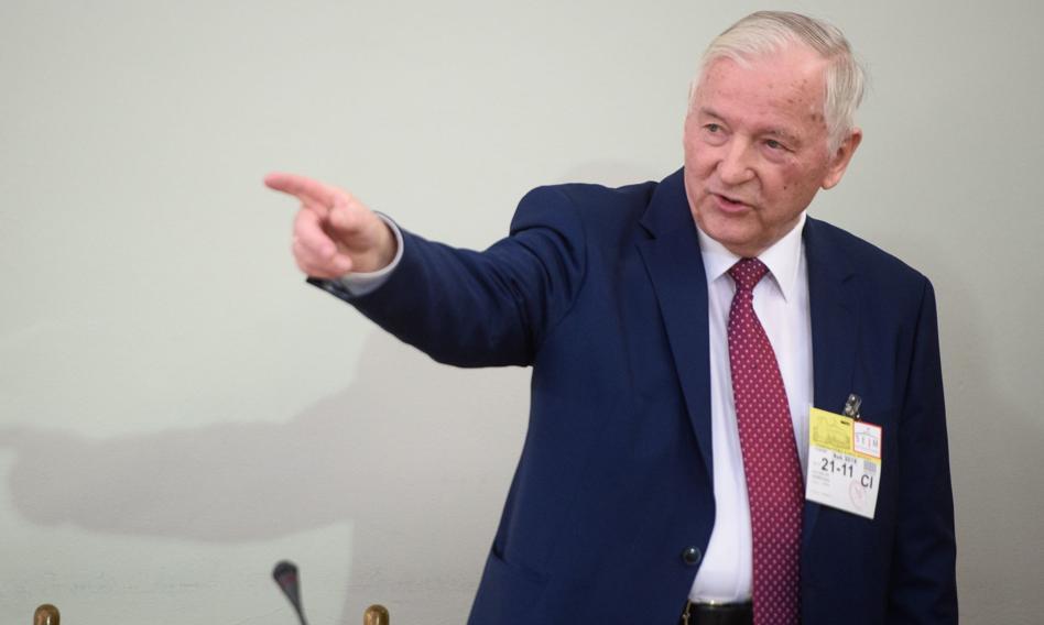 Gomułka: Firmy powinny się wycofać z Rosji, nawet jeśli to spowoduje duże straty