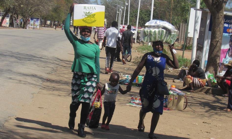 W Zimbabwe bez szczepionki nie ma pracy i pensji
