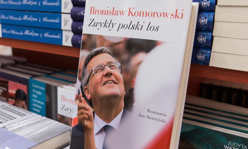 Dziś premiera książki "Zwykły polski los" o Bronisławie Komorowskim