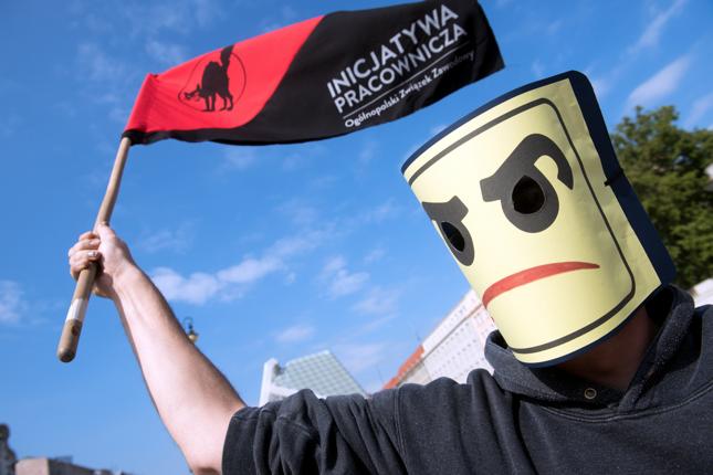 Amazon zwalnia, pracownicy protestują