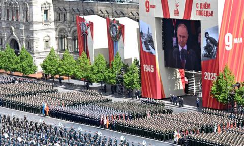 Kreatywna księgowość Kremla. Rosja wydaje na wojsko nawet o dwie trzecie więcej, niż zakładano