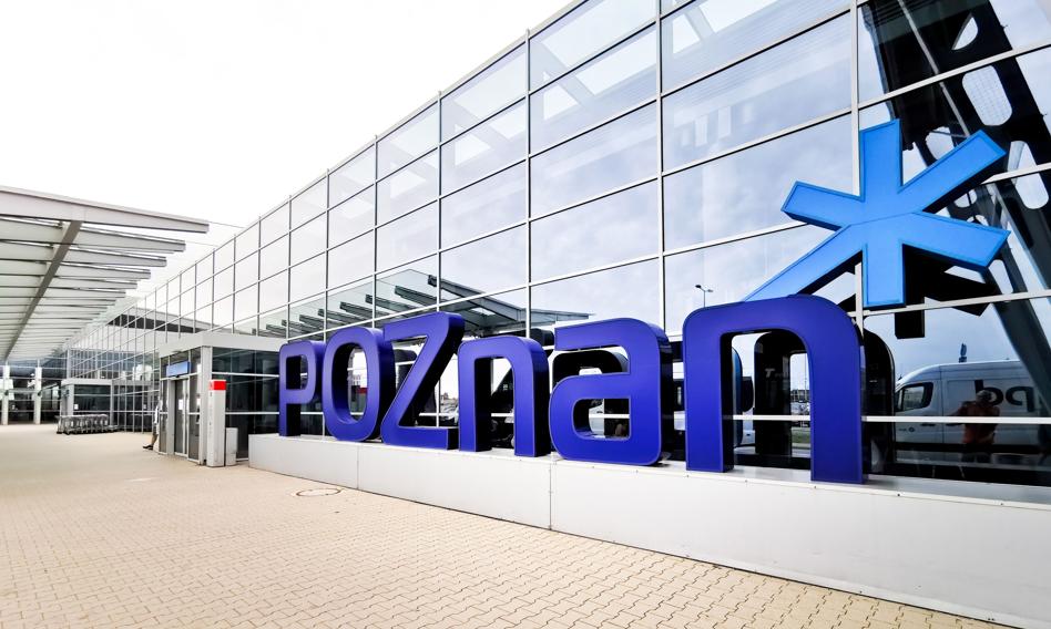 Ryanair otwiera 4 nowe trasy z Poznania: Barcelona, Porto, Shannon i Tirana