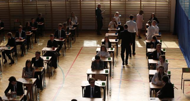 Wyniki matur na stronach OKE. Egzamin dojrzałości zdało 85 proc. absolwentów