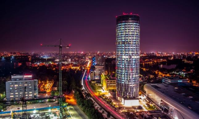 Najwyższy budynek w Rumunii ma swojsko brzmiącą dla Polaków, szczególnie wrocławian, nazwę: Skytower.