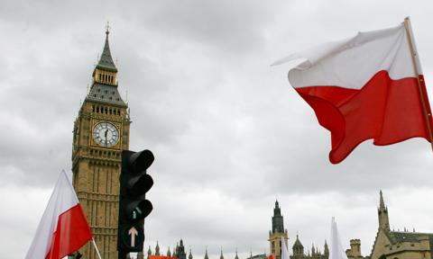 Polacy pracujący za granicą przysłali do kraju ponad 5 miliardów złotych
