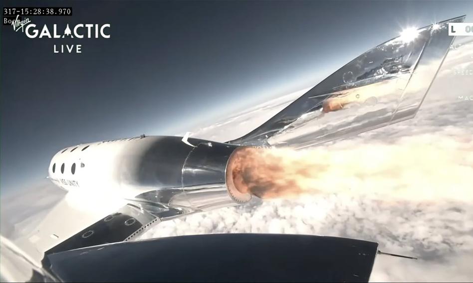 Virgin Galactic wysłała turystów na krawędź kosmosu