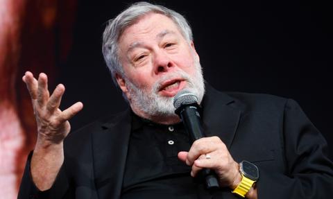 Steve Wozniak: Treści tworzone przez AI powinny posiadać przypisy