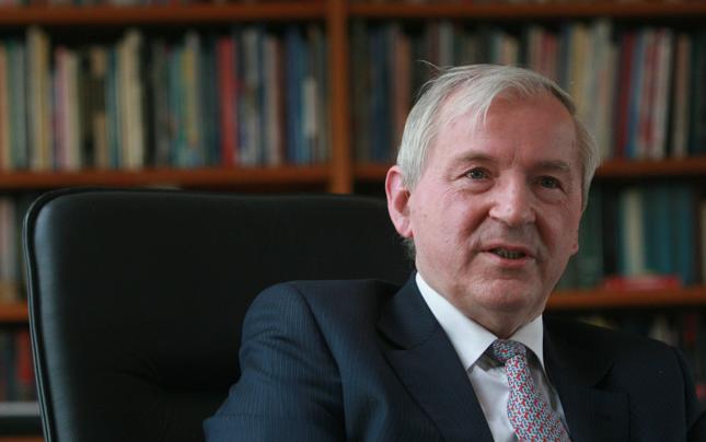 Stanisław Gomułka, główny ekonomista BCC