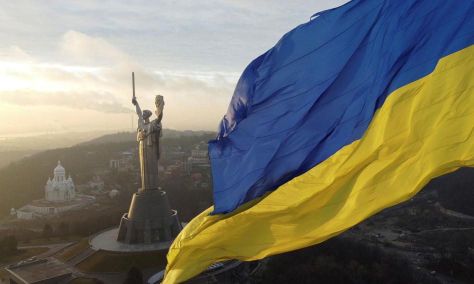 Zmasowany atak hakerski na ukraińskie strony rządowe