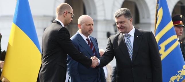 Premier Ukrainy Arsenij Jaceniuk i prezydent Petro Poroszenko