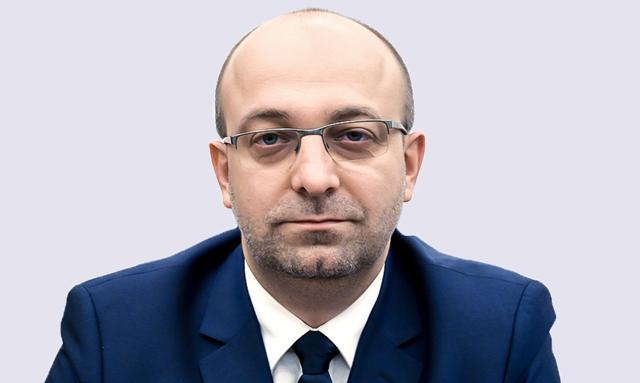 Bohater afery hejterskiej w resorcie sprawiedliwości kandyduje do NSA