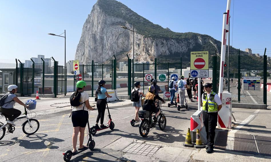 EU and UK to tear down Gibraltar border fence under new agreement