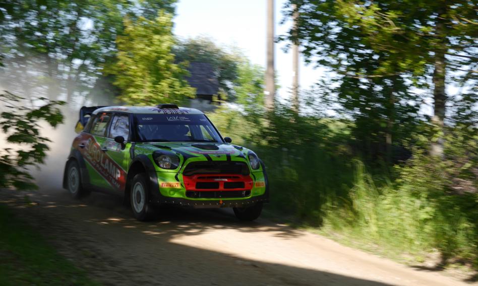 Mniej rezerwacji w Zakopanem. Rajd Polski i pogoda ściągają turystów na Mazury