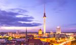 Emigracja do Berlina? Zapłacili temu, który zmienił imię