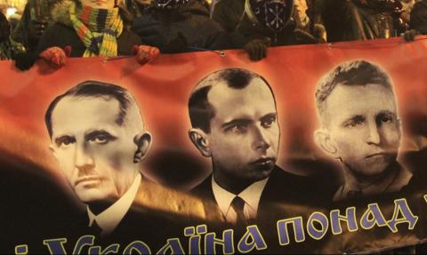 Symbol banderowski na równi ze swastyką i sierpem. Prezydent zapowiada nowelizację kodeksu karnego