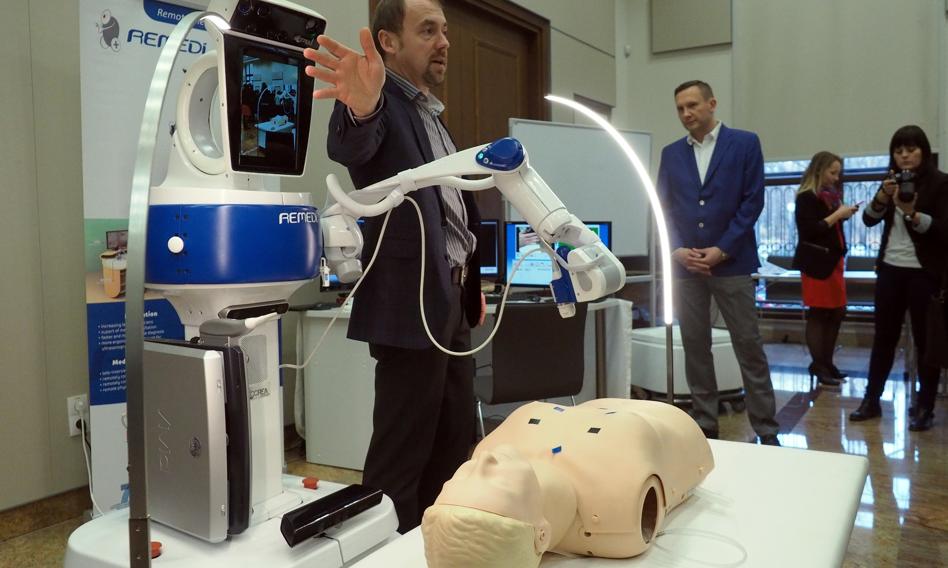 Raport: Ten rok będzie przełomowy w chirurgii robotowej w Polsce
