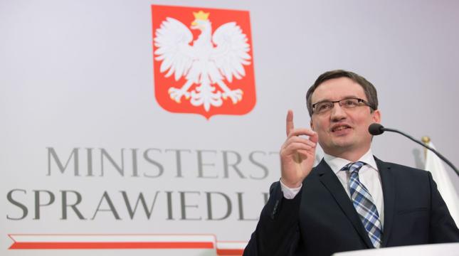 Oświadczenia majątkowe prokuratorów dostępne w internecie. To decyzja Zbigniewa Ziobry