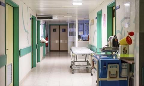Dramat w szpitalu. Ponad 180 osób straci pracę, placówka tonie w długach