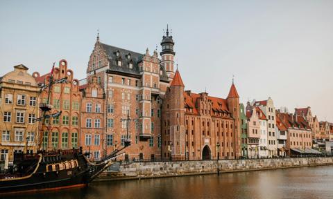 Gdańsk wzywa Nawrockiego, by zapłacił za pobyt pana Jerzego w DPS-ie